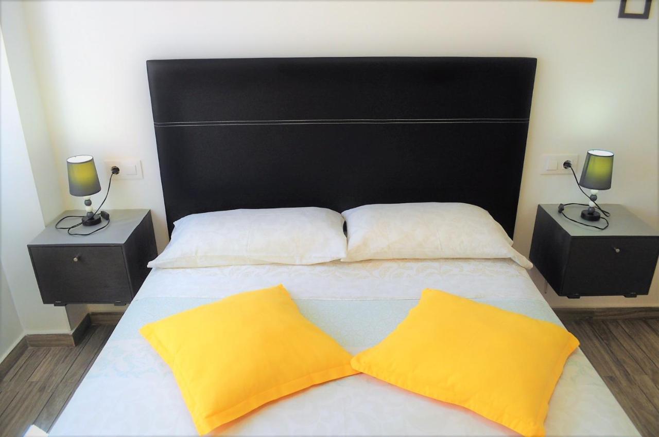 Cris Sol Apartments Los Cristianos  Eksteriør billede